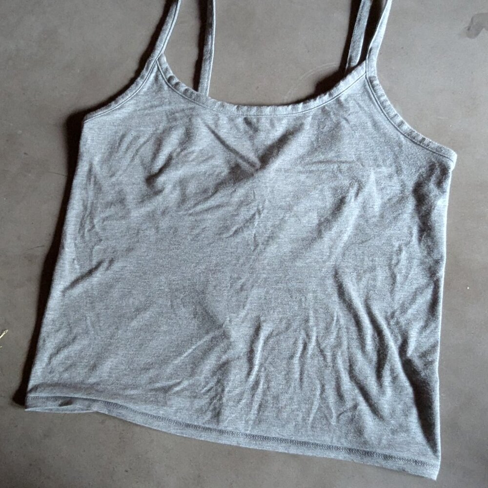 Everlane The Supima® Form Spaghetti Strap Cami | M / Mid Heather Grey - Picture 4 of 16